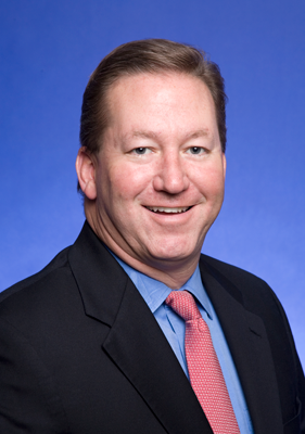 Mike Knapek，安川美国公司首席执行长
